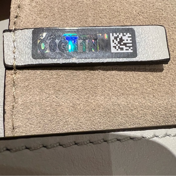 Chloé Mini Faye Crossbody Bag - Picture 6 of 10